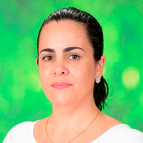 Priscila Muff Machado Camargo